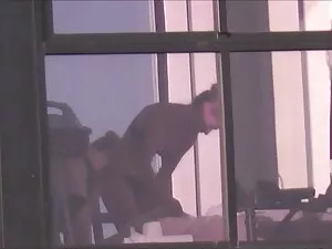 Shemale pinkeln dann ...