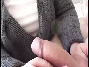 Brünette Ariel Mastu ...