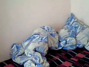 Sarah fickt am Heili ...