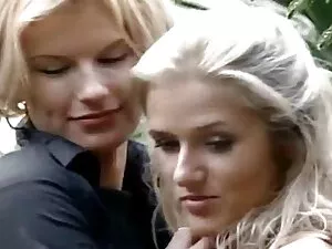 RealMomExposed Vollb ...